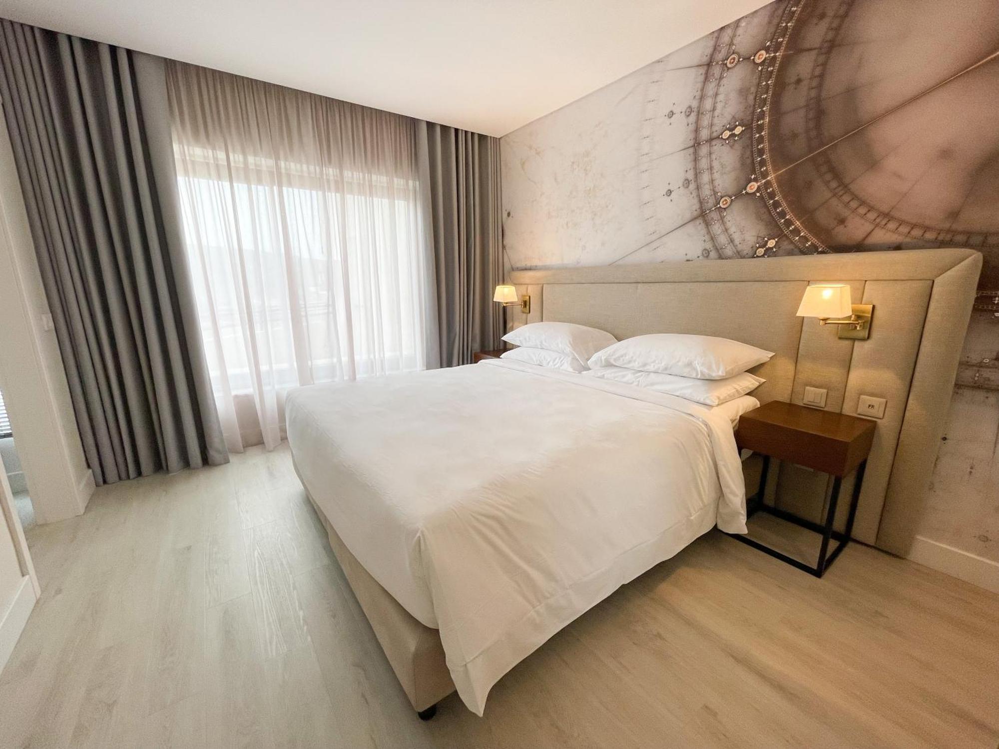 Four Points By Sheraton سيسيمبرا المظهر الخارجي الصورة