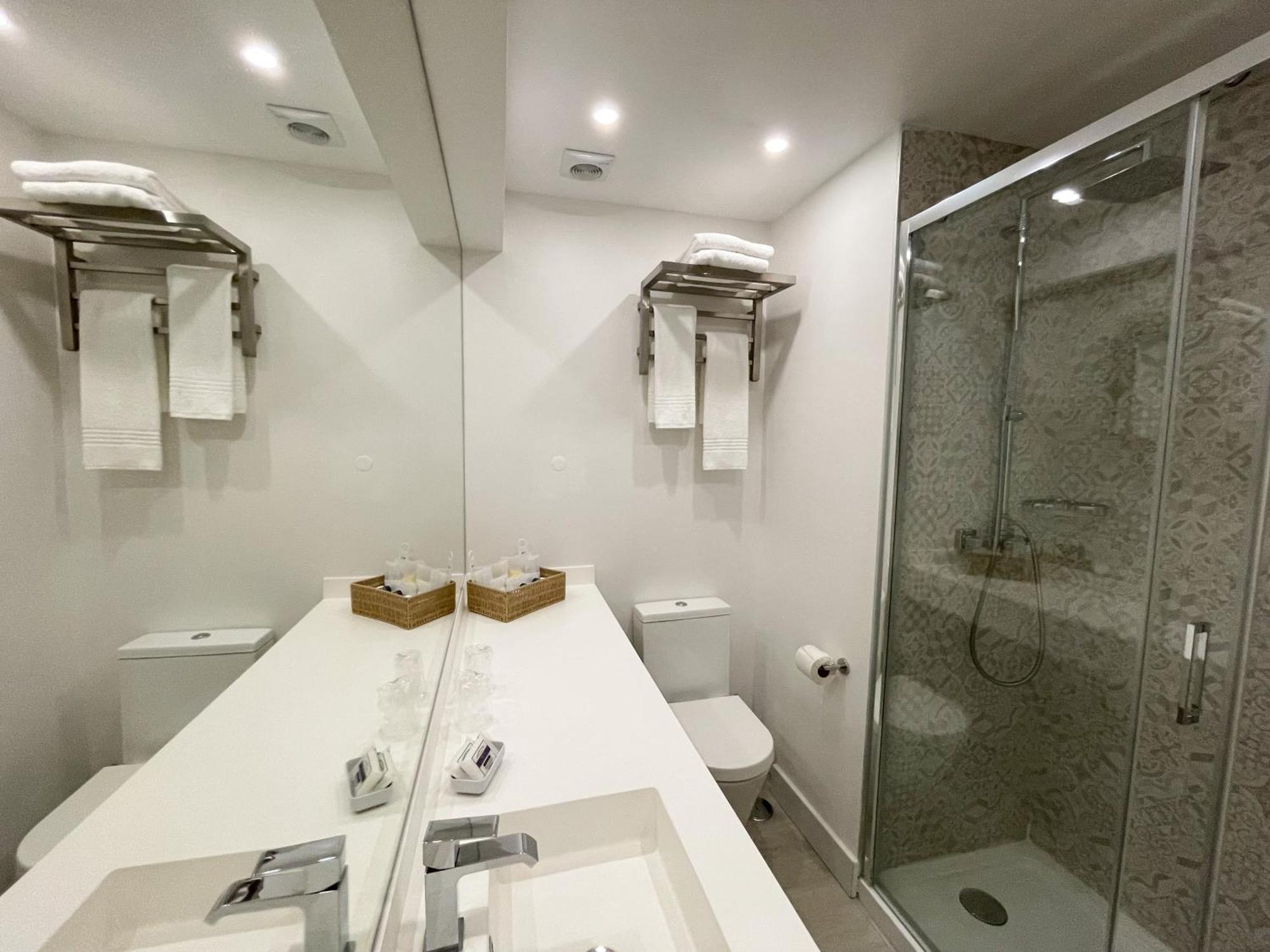 Four Points By Sheraton سيسيمبرا المظهر الخارجي الصورة