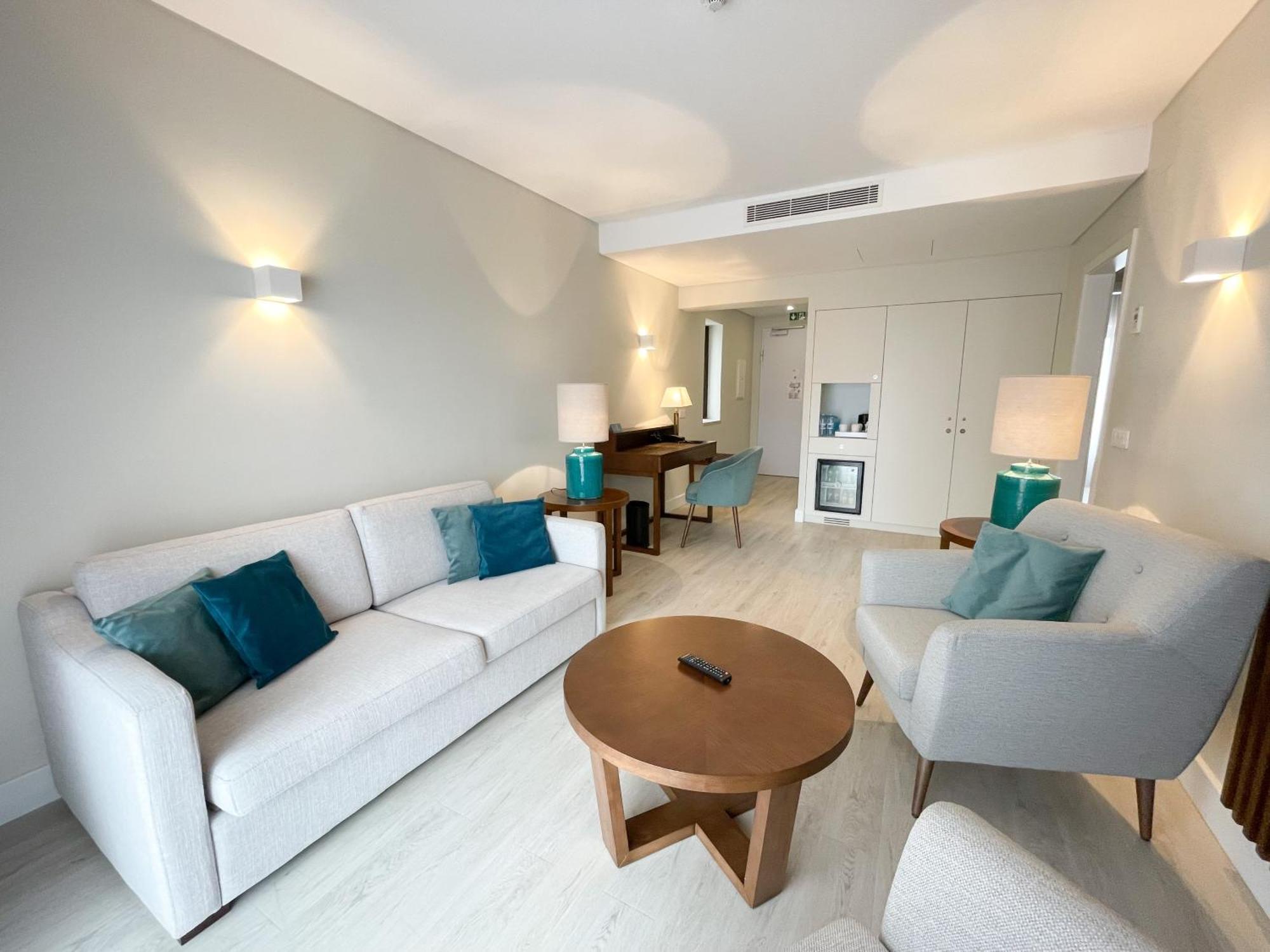 Four Points By Sheraton سيسيمبرا المظهر الخارجي الصورة
